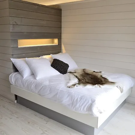 Bed & Breakfast Cabane Dans Les Arbres / Swin-golf De *