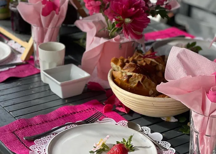 Bed & Breakfast Cabane Dans Les Arbres / Swin-golf De